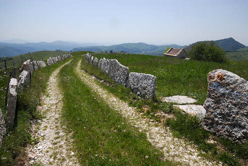 Val Sguerza, Azzarino, Camposilvano, Velo Veronese, monti Lessini