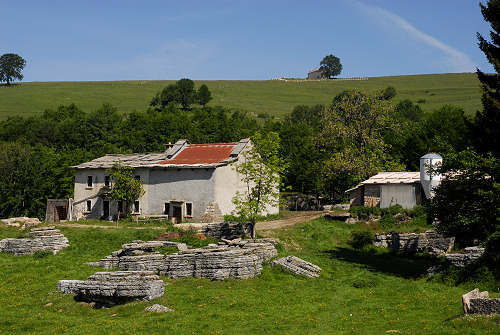 Valle delle Sfingi, Camposilvano, Velo Veronese, Parco Naturale Regionale dei monti Lessini