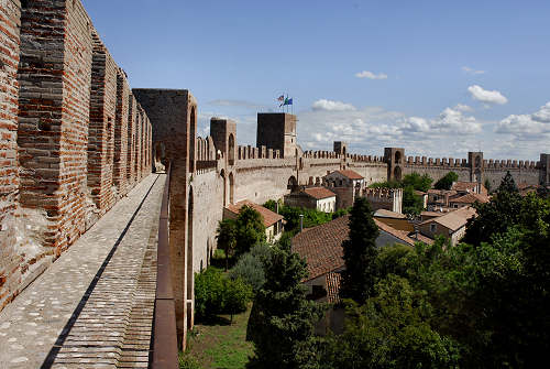 camminamento di ronda sulle mura di Cittadella