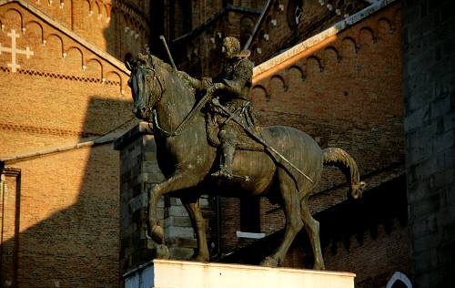 statua equestre di Bartolomeo Colleoni il Gattamelata di Donatello