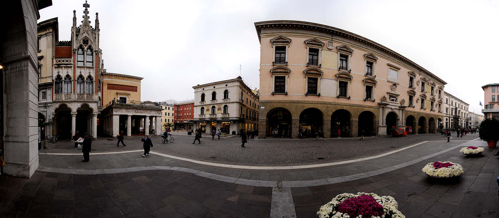 Municipio, Caffè Pedrocchi, palazzo del Bo