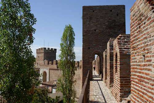 camminamento di ronda sulle mura di Cittadella