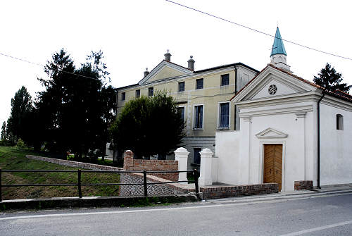 Villa Prevedello a Torre dei Burri