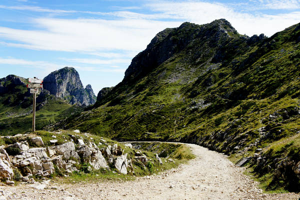 salita al rifugio Papa al Pasubio, strada Scarubbi strada Eroi