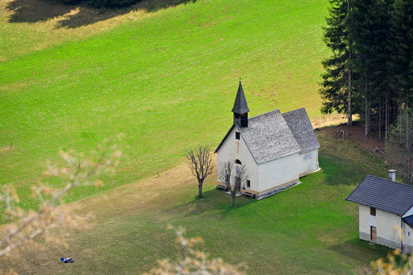 Cordogn&egrave;, prati San Giovanni, Val Noana Mezzano
