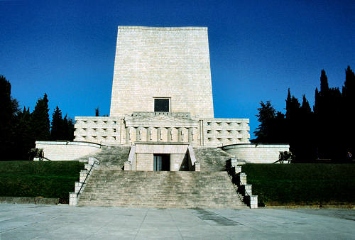 Ossario del Montello a Nervesa della Battaglia - fiume Piave