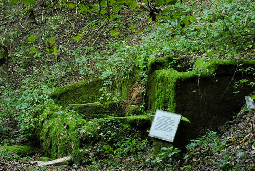 valle delle Tre Fontane lungo la dorsale del Montello