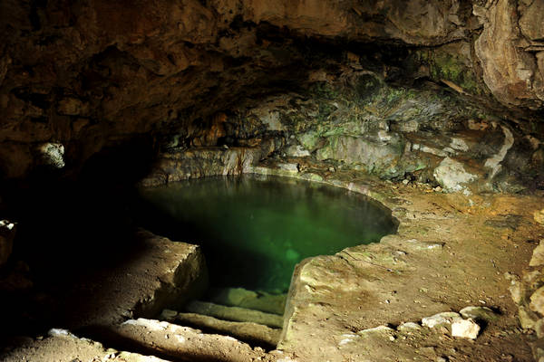 grotta-cisterna a Mezzorigo di Valstagna