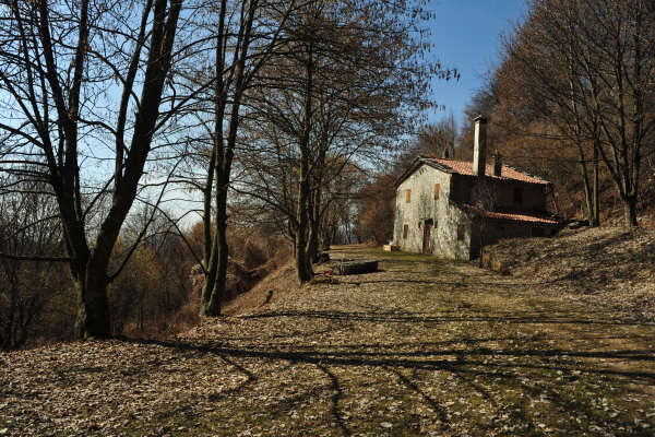 Canal del Brenta a Solagna, eremo di San Giorgio e cresta San Giorgio