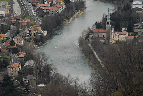 sentiero del Vu da Londa di Valstagna al Col d'Astiago nell'Altopiano di Asiago