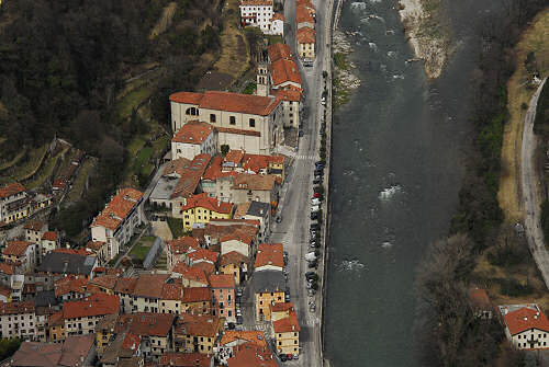 sentiero del Vu da Londa di Valstagna al Col d'Astiago nell'Altopiano di Asiago