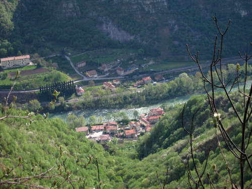 sentiero del Vu da Londa di Valstagna al Col d'Astiago nell'Altopiano di Asiago