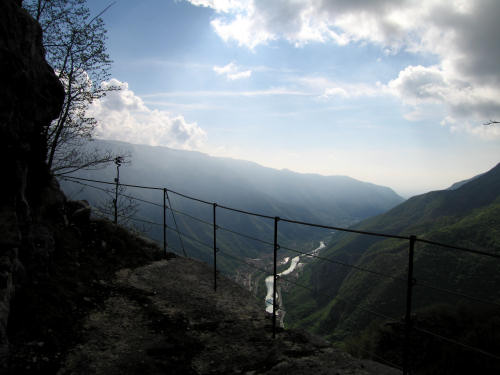 sentiero del Vu da Londa di Valstagna al Col d'Astiago nell'Altopiano di Asiago