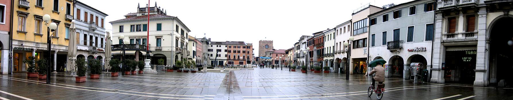 piazza Ferretto a Mestre, Venezia